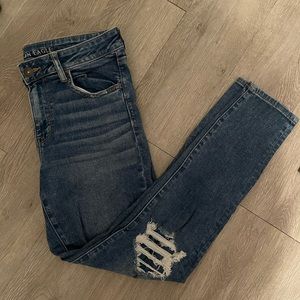 American Eagle Size 12 Distressed Next Level Stretch Jeans